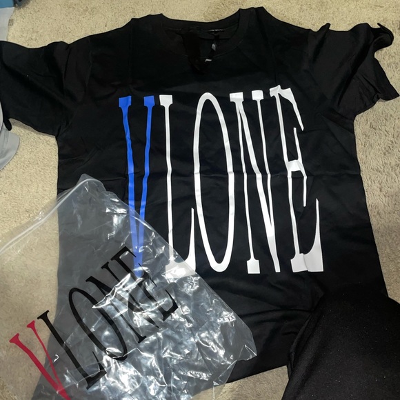 Brand new black and blue vlone shirt - Picture 7 of 8